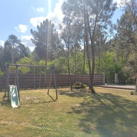 Timaauma Familial Au Calme Sous Les Chenes Salles (Gironde)